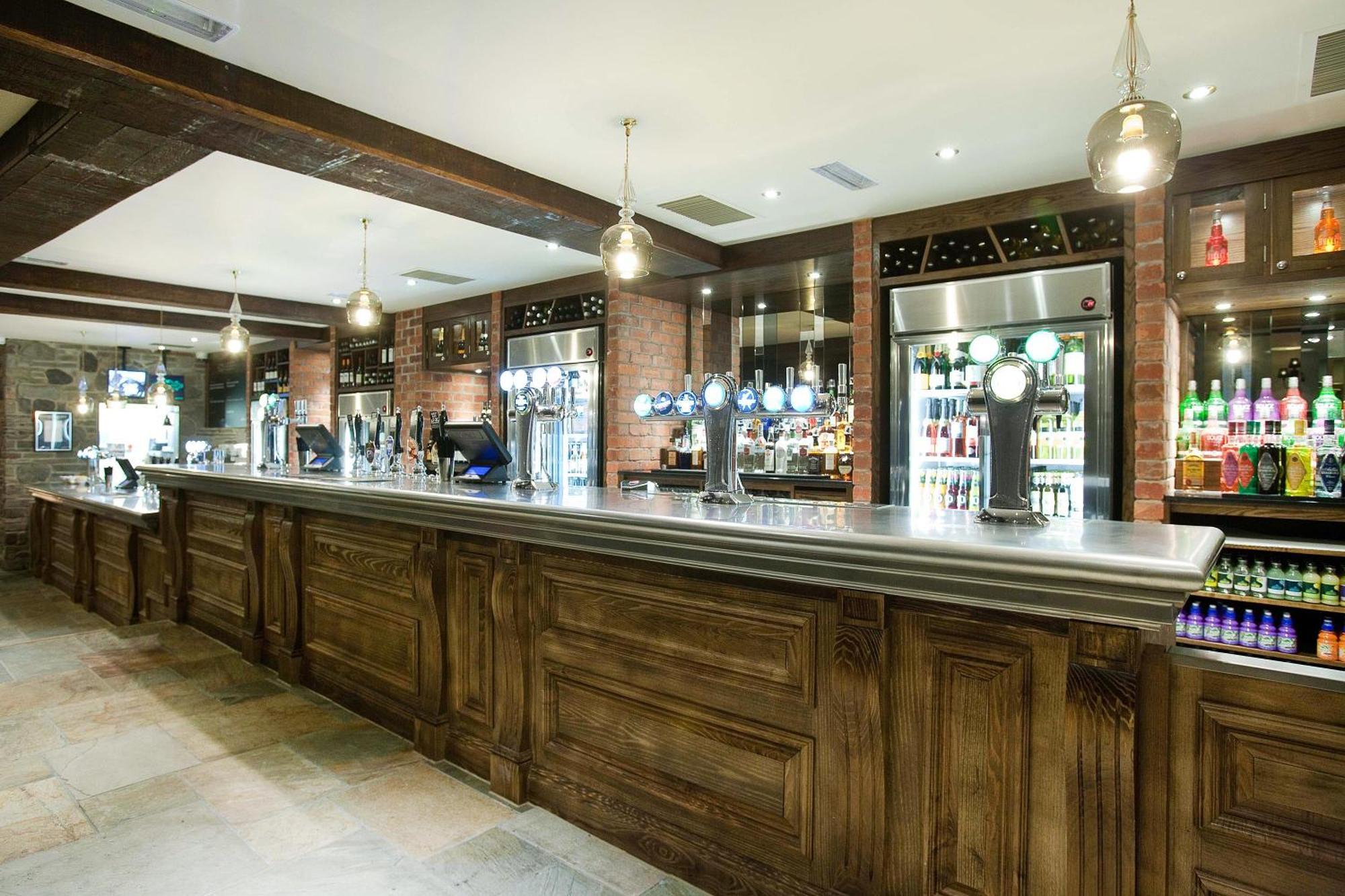 The Castle Hotel Wetherspoon Ruthin Buitenkant foto