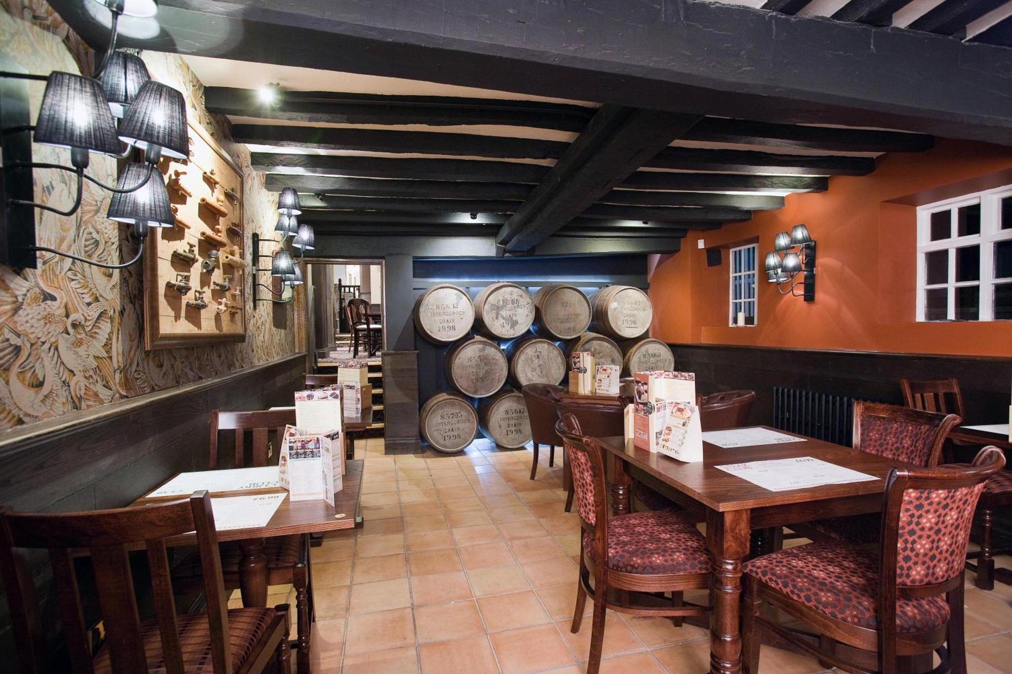 The Castle Hotel Wetherspoon Ruthin Buitenkant foto